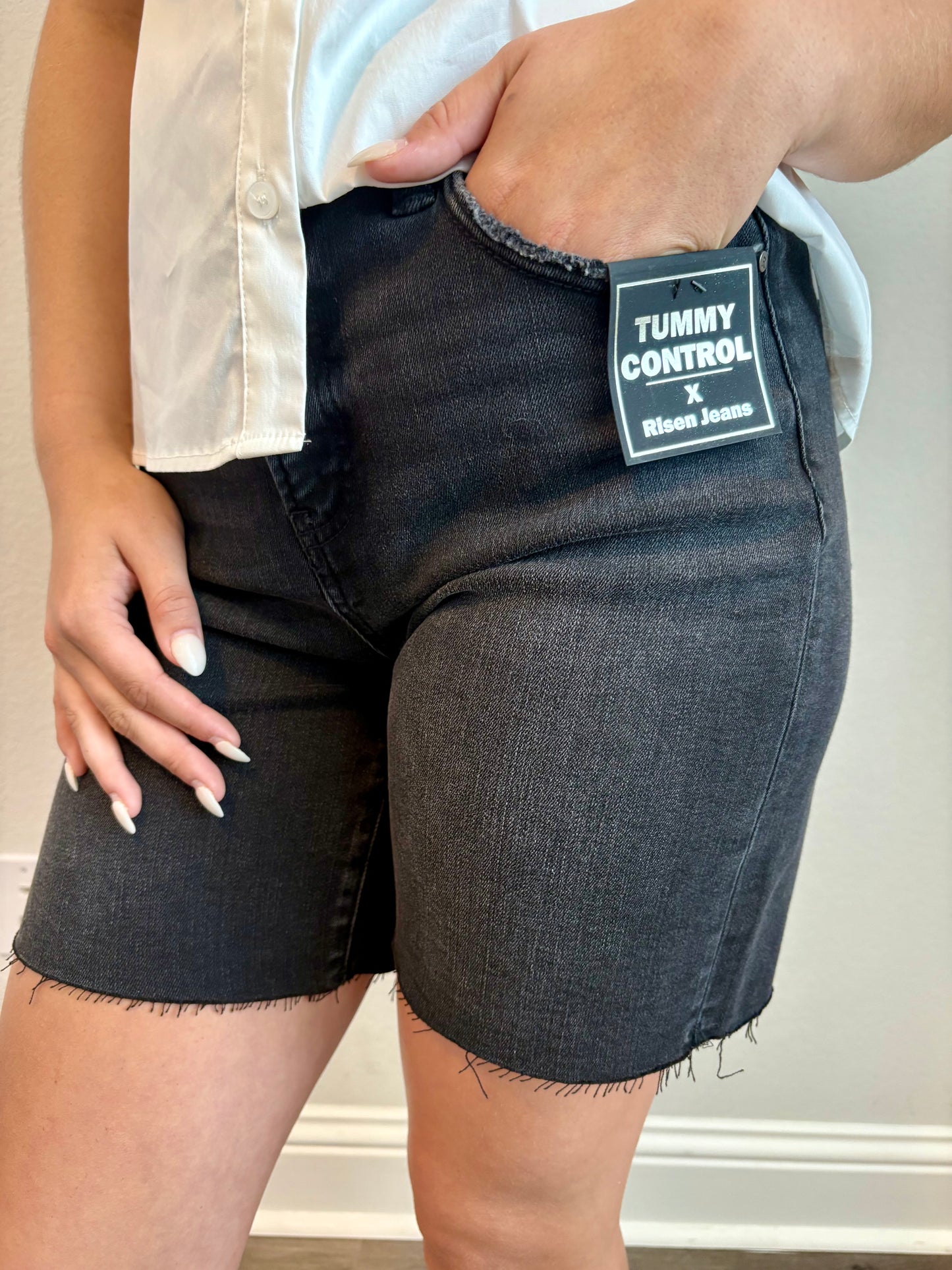 Emmy Mid Lenth Shorts